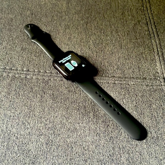 APPLE watch 4 cellular